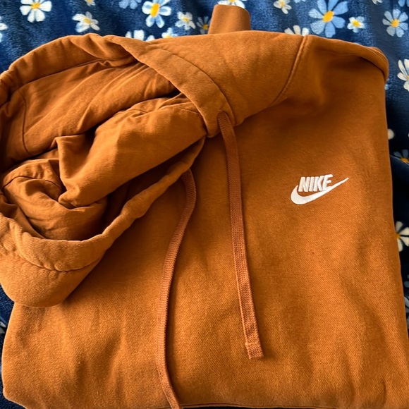 Nike Burnt Orange Men’s Sweatshirt - Picture 1 of 2